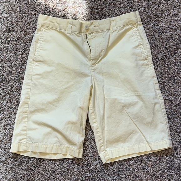 Boys/Kids Vineyard Vines Light Yellow Khaki Shorts Size 16 - Picture 9 of 9